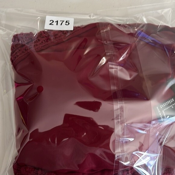 Forever 21 Burgundy Lace Romper 3/4 Sleeves Size Small - Picture 11 of 11